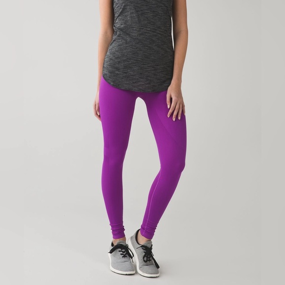 Lululemon Zone In Compression Tight, Tender Violet, Size 4 - Picture 1 of 12
